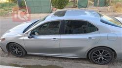 تۆیۆتا کامری